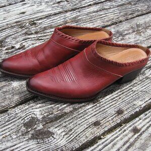 Lucchese Mule